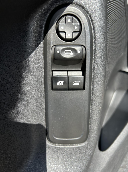 Citroen C3 1.2 VTi ETG Airdream Collection — photo 8