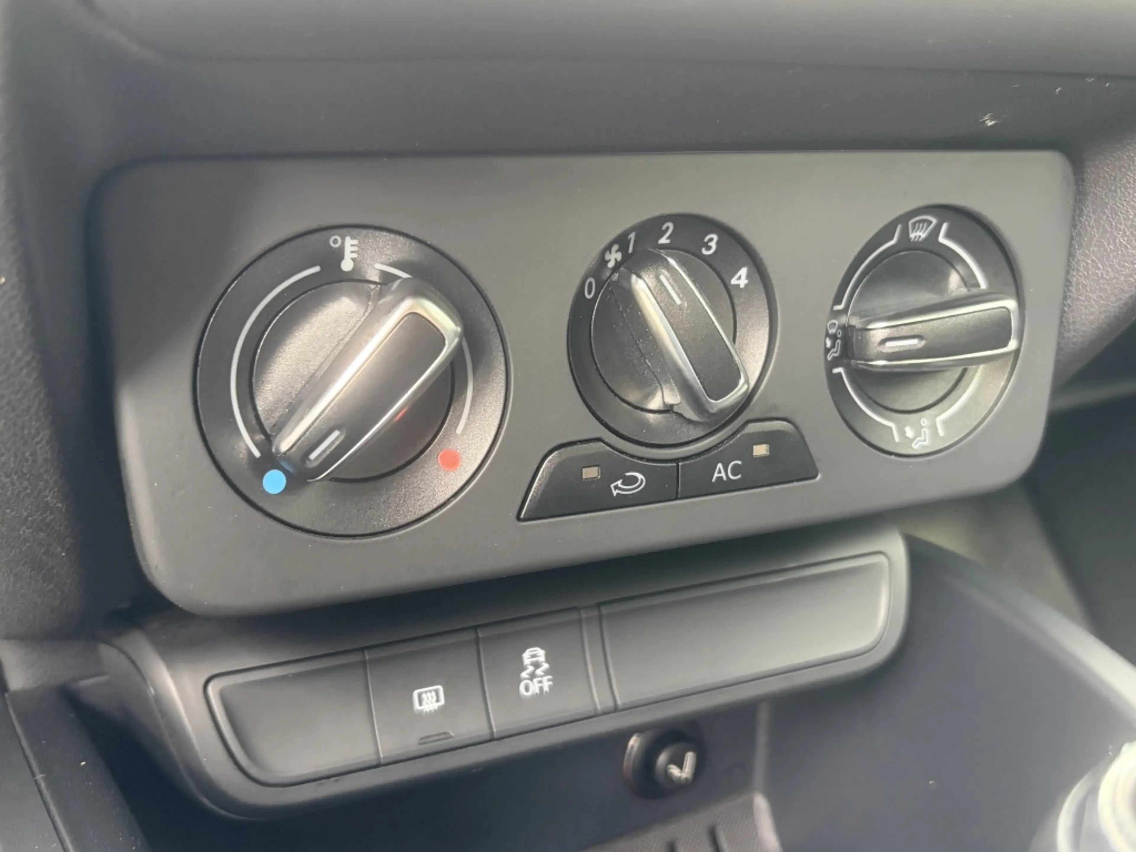 Audi A1 Sportback 1.2 TFSI Admired / S-line / Navi / Airco — photo 12