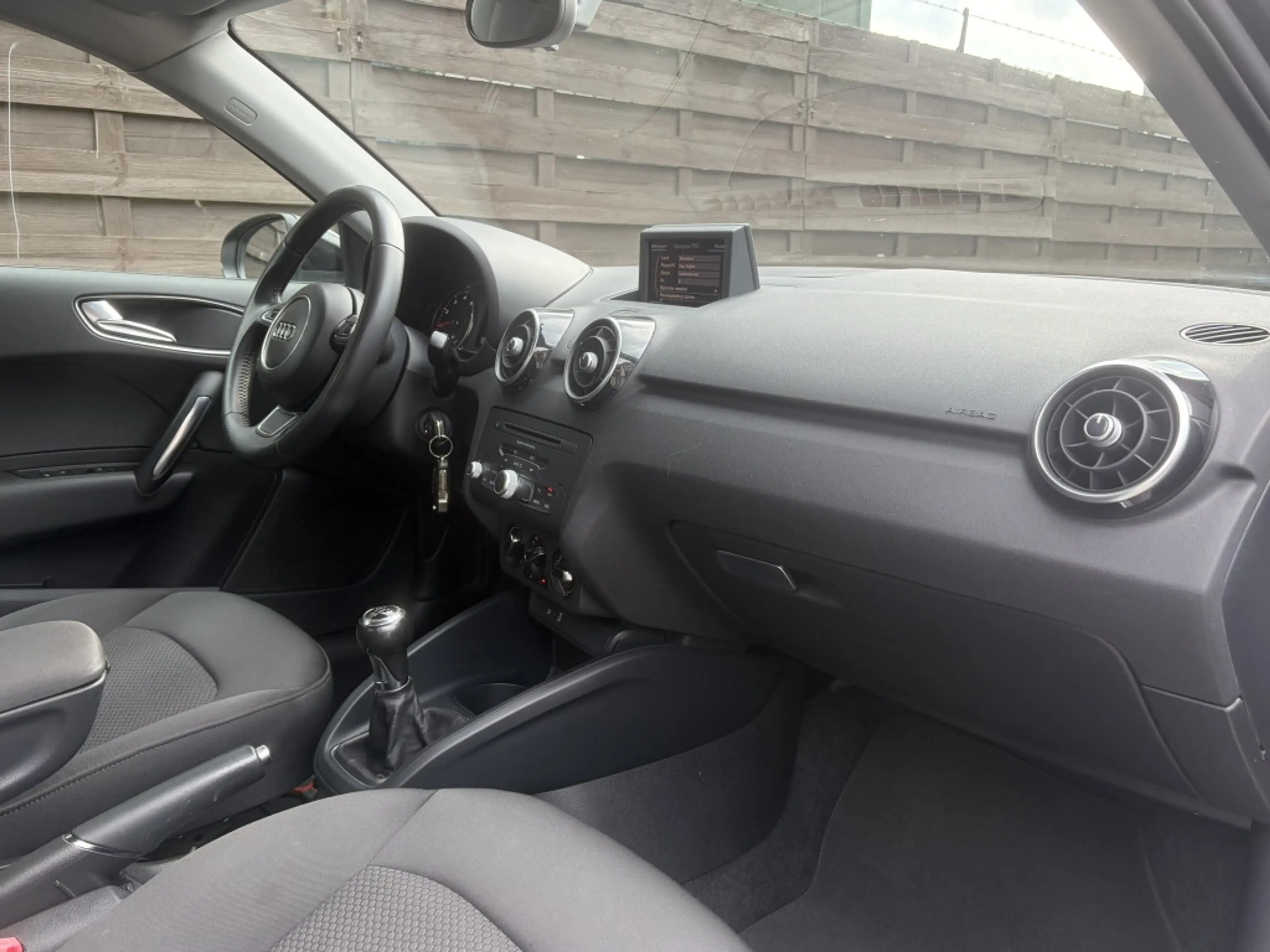 Audi A1 Sportback 1.2 TFSI Admired / S-line / Navi / Airco — photo 7