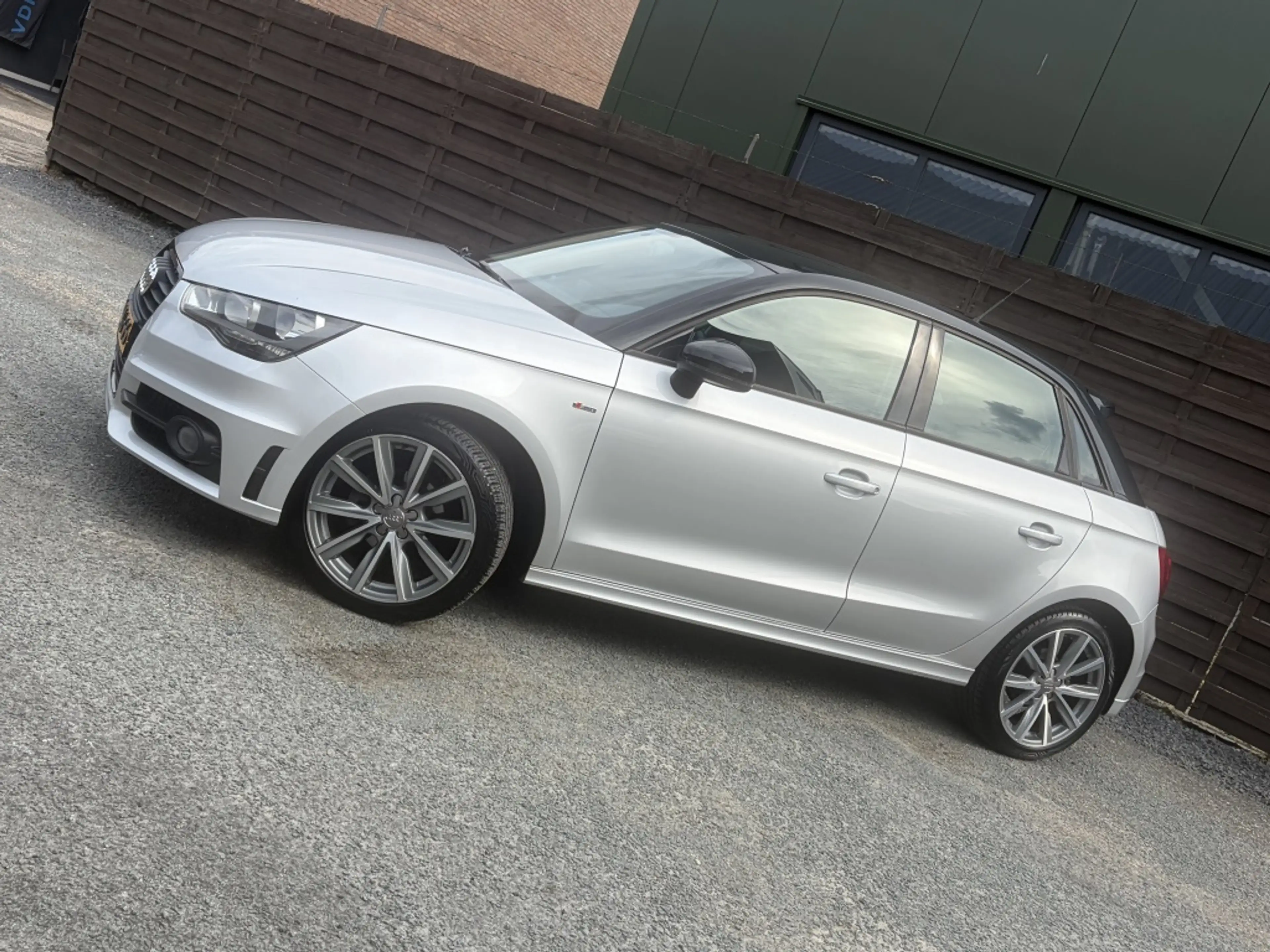 Audi A1 Sportback 1.2 TFSI Admired / S-line / Navi / Airco — photo 13