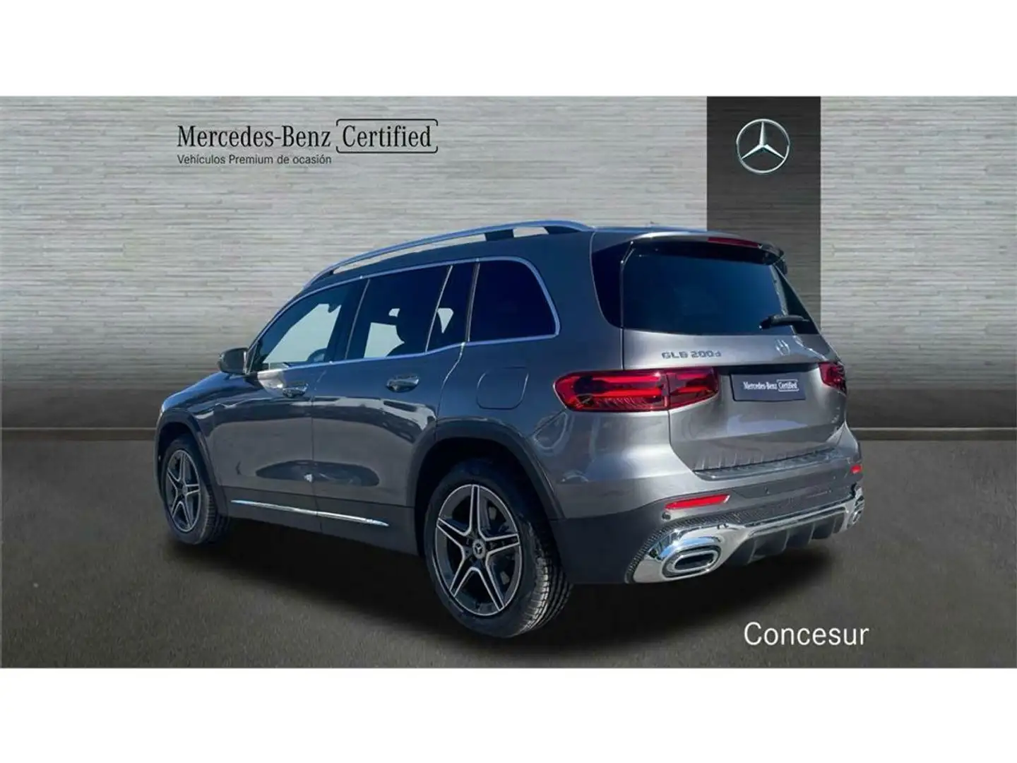 Mercedes-Benz GLB 200 d Grijs - 2