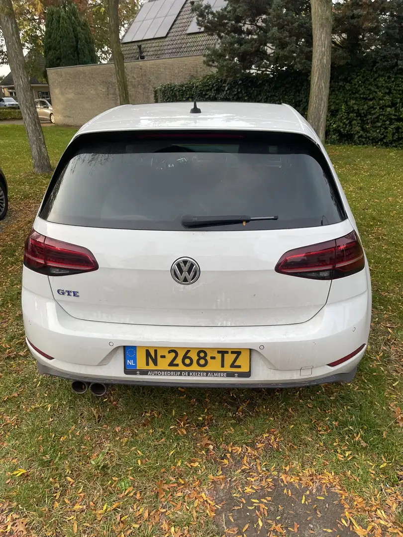 Volkswagen Golf 7.5 1.4 TSI PHEV GTE Wit - 2