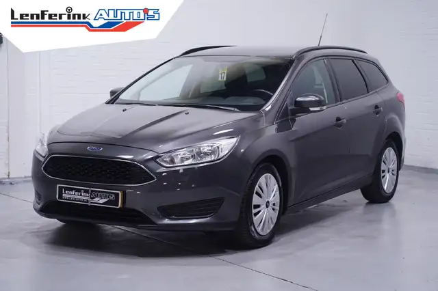 Ford Focus Wagon 1.0 Trend Airco Stoel- en stuurverwarming PD