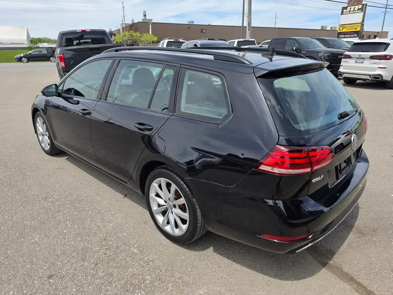 Volkswagen Golf снимка Volkswagen Golf