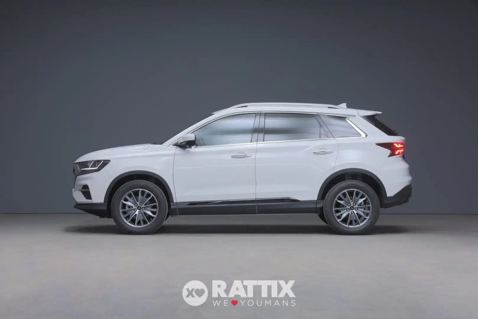 SWM G01 1.5 139CV DCT + tetto apribile Weiß - 2