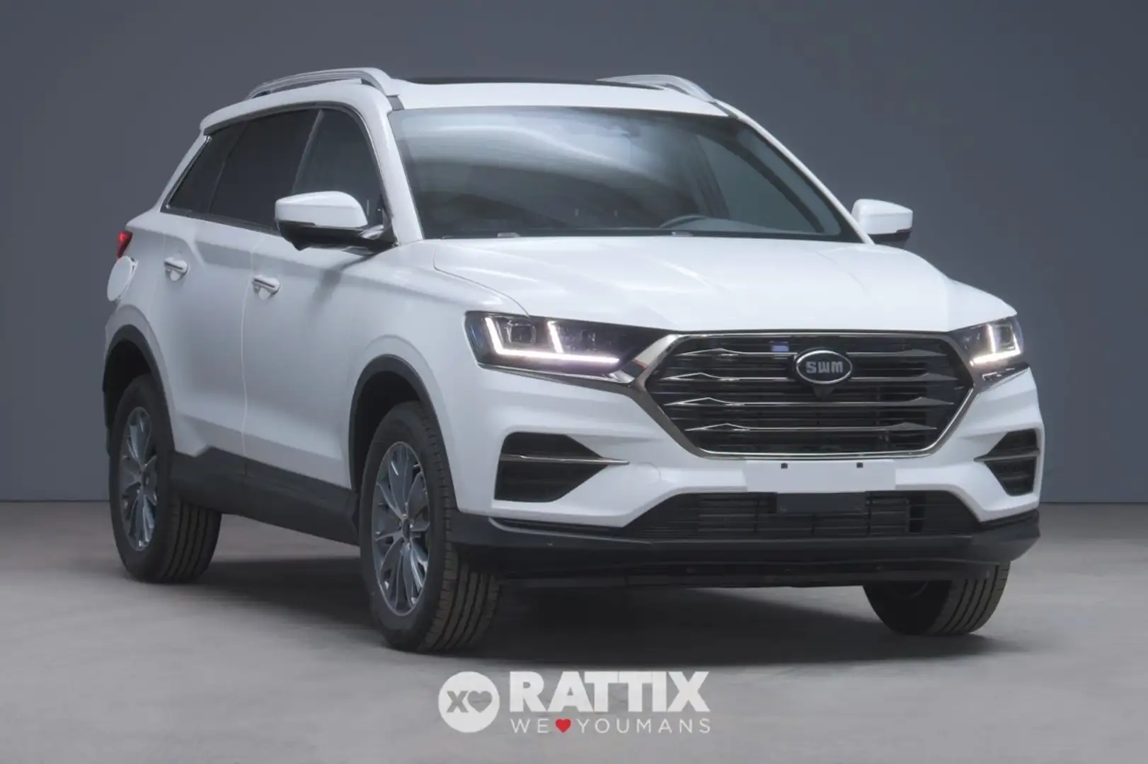 SWM G01 1.5 139CV DCT + tetto apribile Weiß - 1