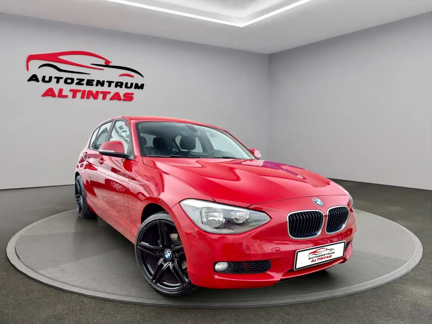 BMW 114 d*KLIMAAUT.*119TKM*PDC*AHK*ALU*TÜV 01-2027* Roşu - 2