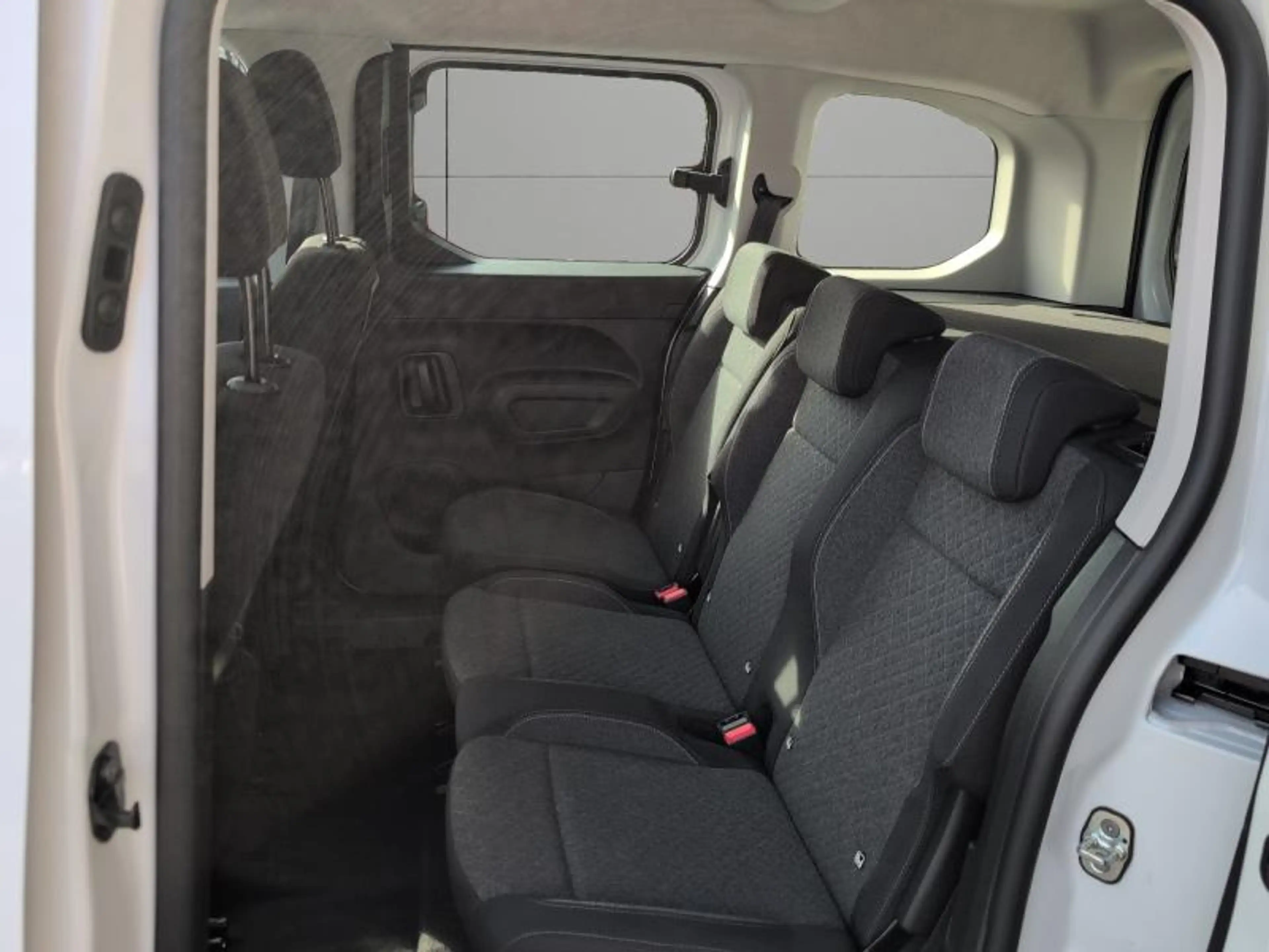 Opel Combo Life 1.2 110cv Blanc 07/26 622km ! Cruise Antidérive — photo 9