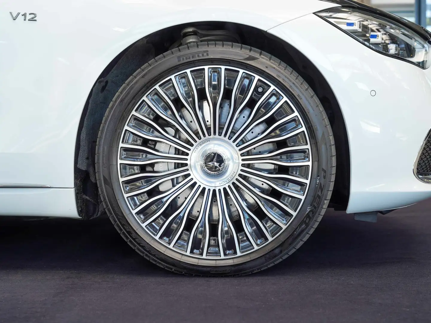 Mercedes-Benz S 680 S 680 Maybach High-End Interieur-Paket 344.559,- Weiß - 2