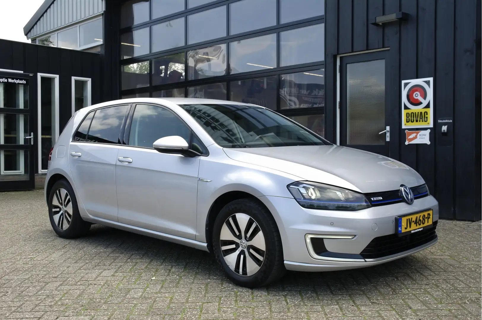 Volkswagen e-Golf | NL-Auto | Carplay | Adap.Cruise Grijs - 1