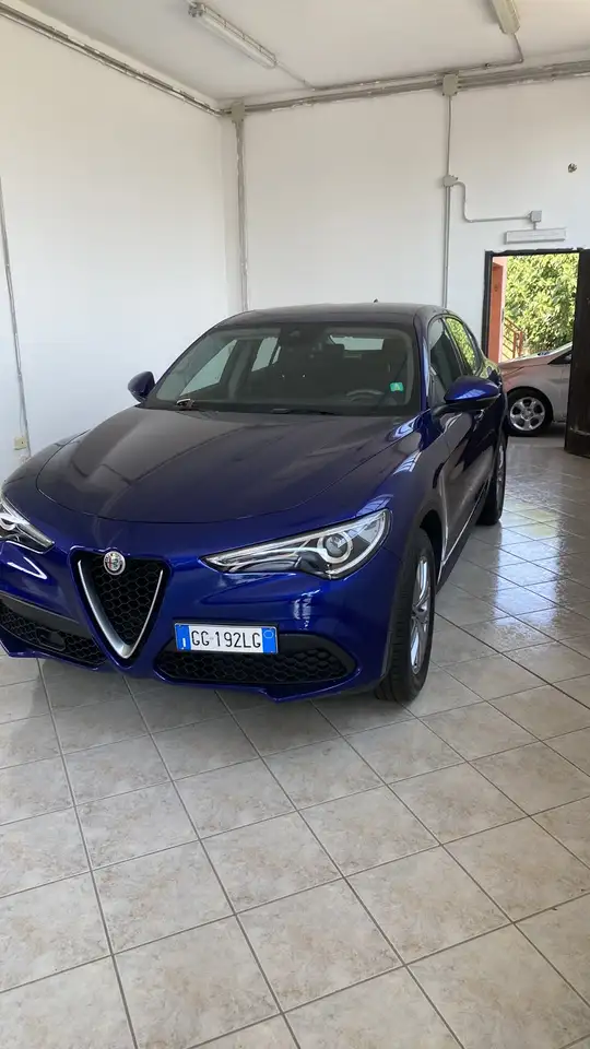 Alfa Romeo Stelvio 2021