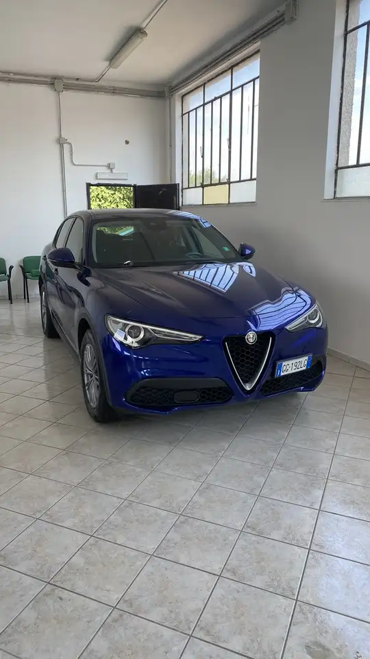 Alfa Romeo Stelvio 2021