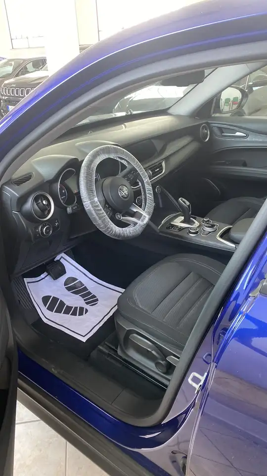 Alfa Romeo Stelvio 2021