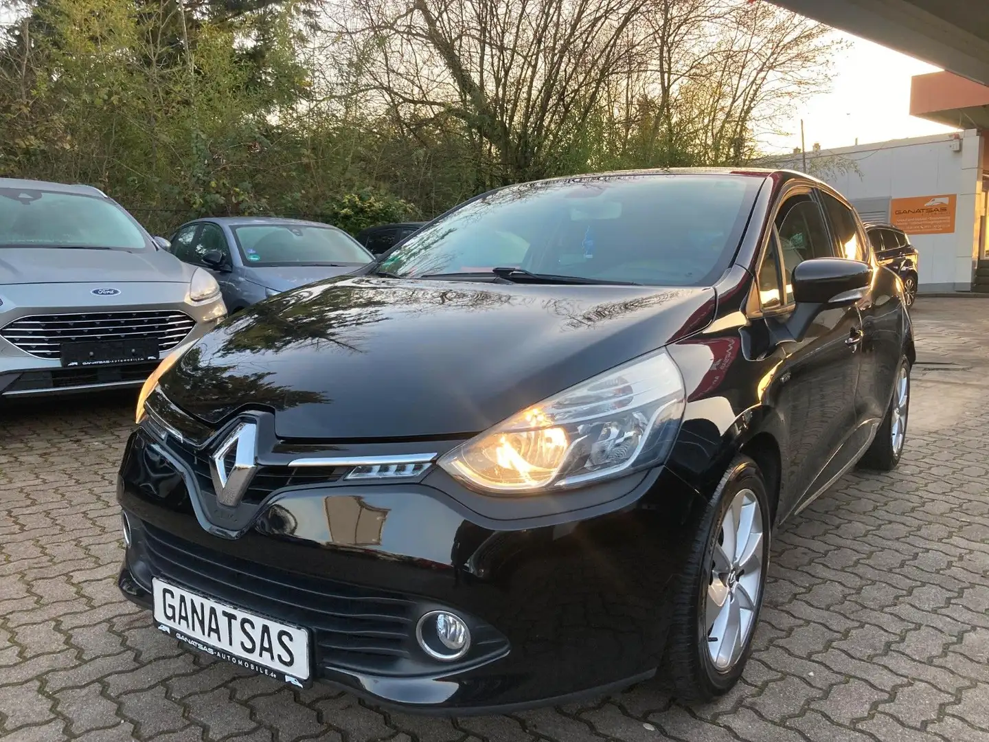 Renault Clio IV Limited - 2