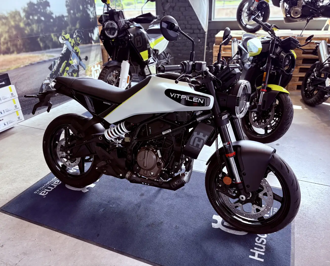 Husqvarna Vitpilen 125cc Neuve a prix Promo ! - 2