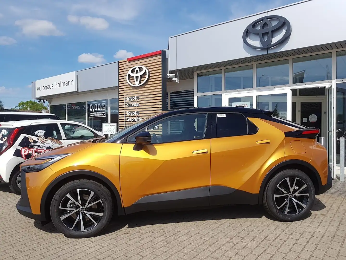Toyota C-HR 2,0 PlugIn-Hybrid (223 PS) "Teamplayer" +TC-Paket Oro - 2