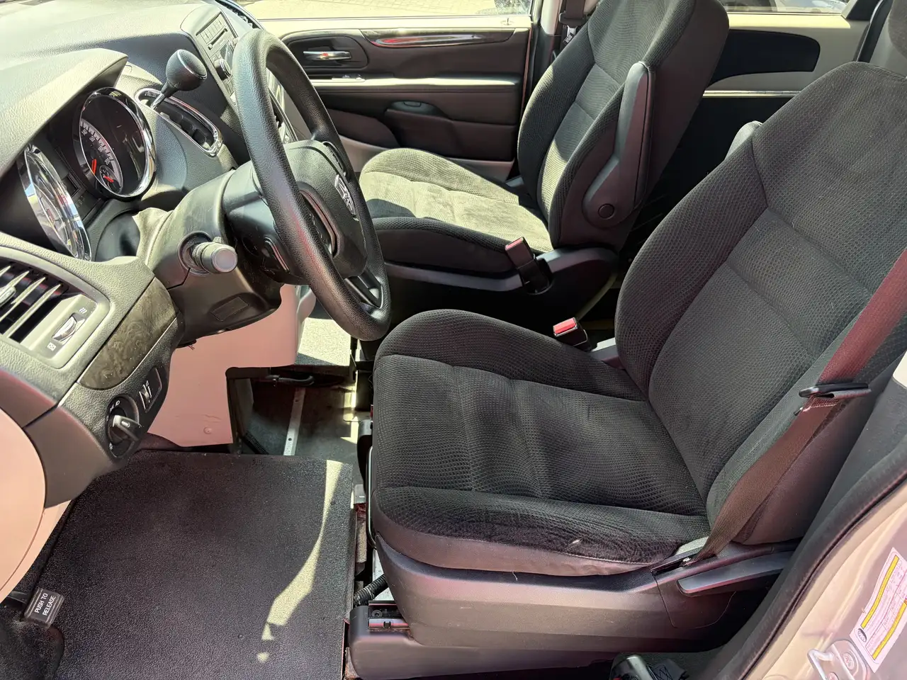Dodge Grand Caravan снимка Dodge Grand Caravan