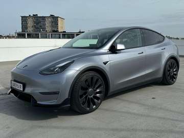 Model Y 72.5 kWh Dual Motor Performance (377 kW)