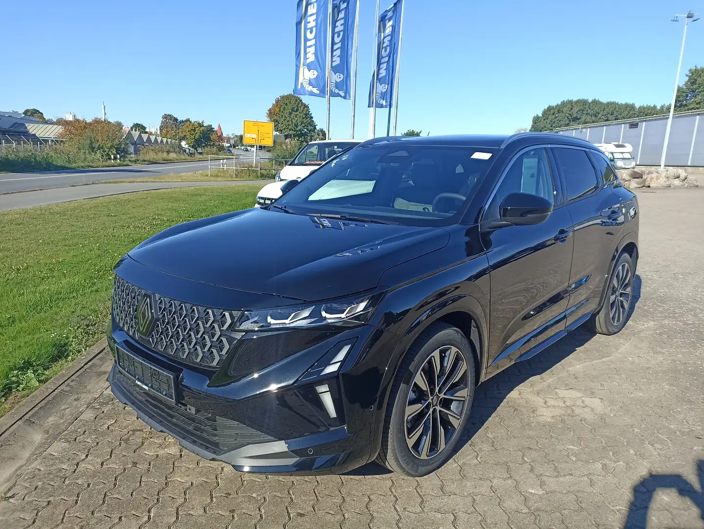 Renault Austral Techno Schwarz - 1