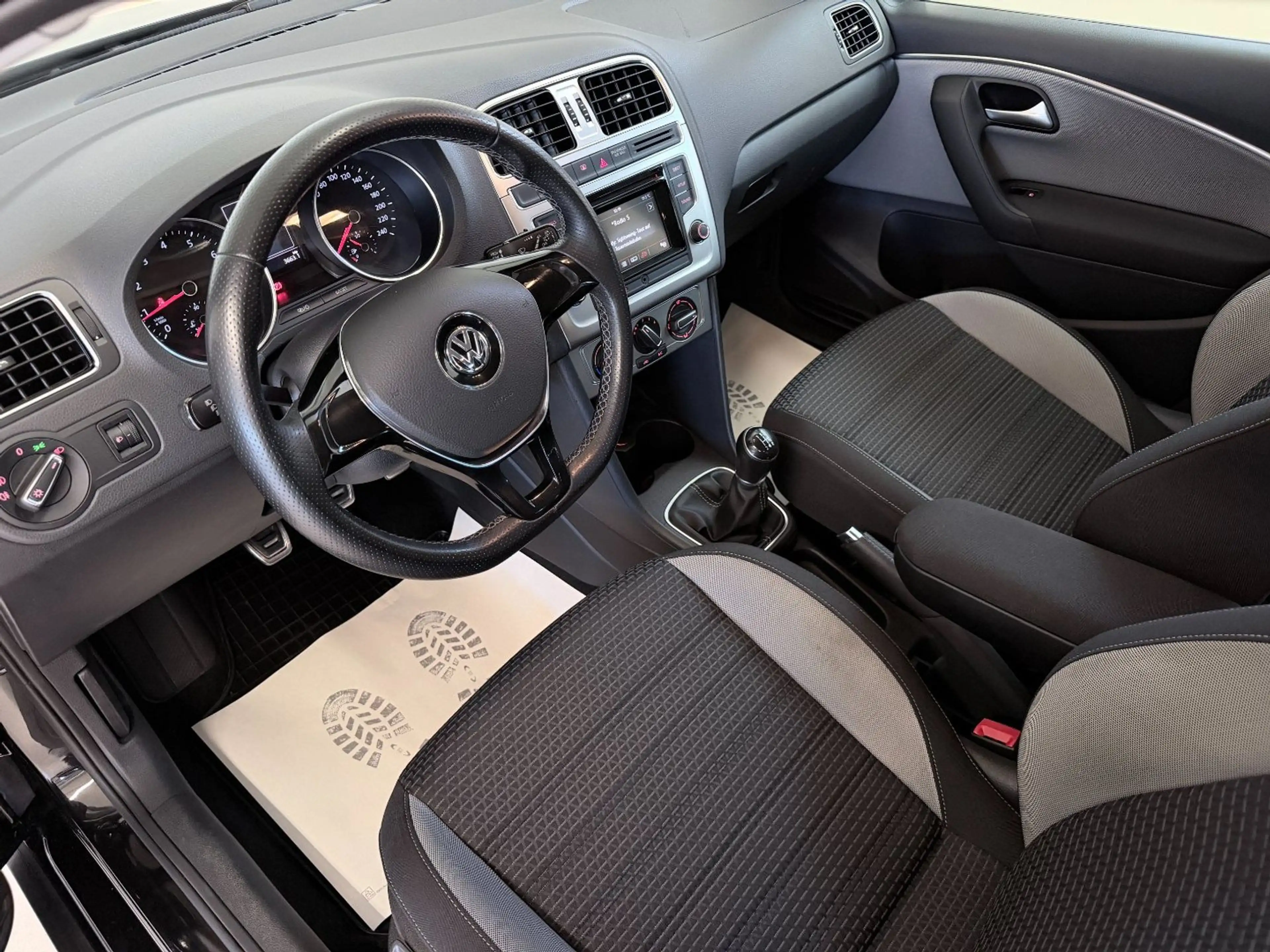 Volkswagen Polo Cross Cross Polo*1.BESITZ* — photo 10