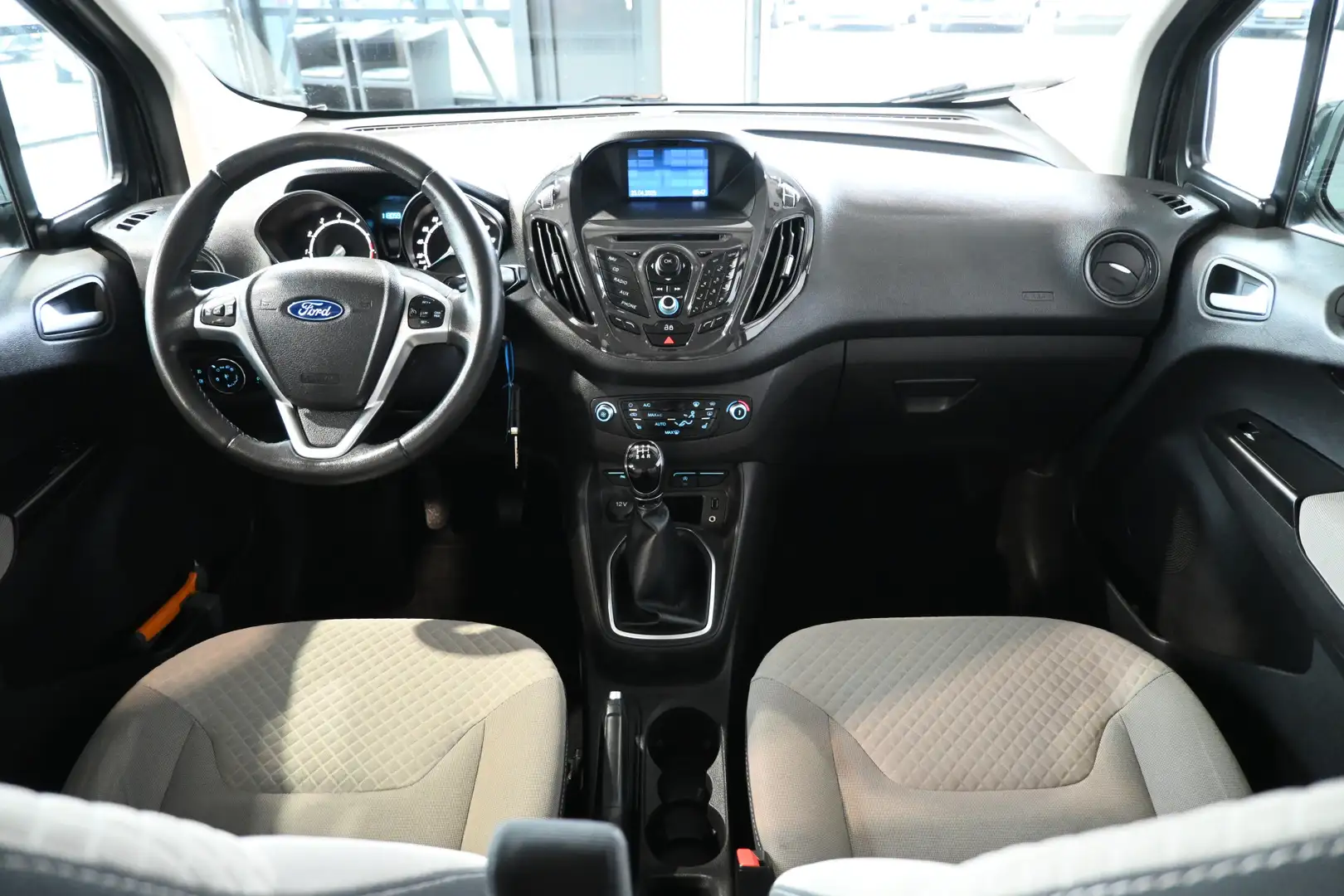 Ford Tourneo Courier 1.0 Titanium 1e Eigenaar! Navigatie Stoelverwarmin Zwart - 2