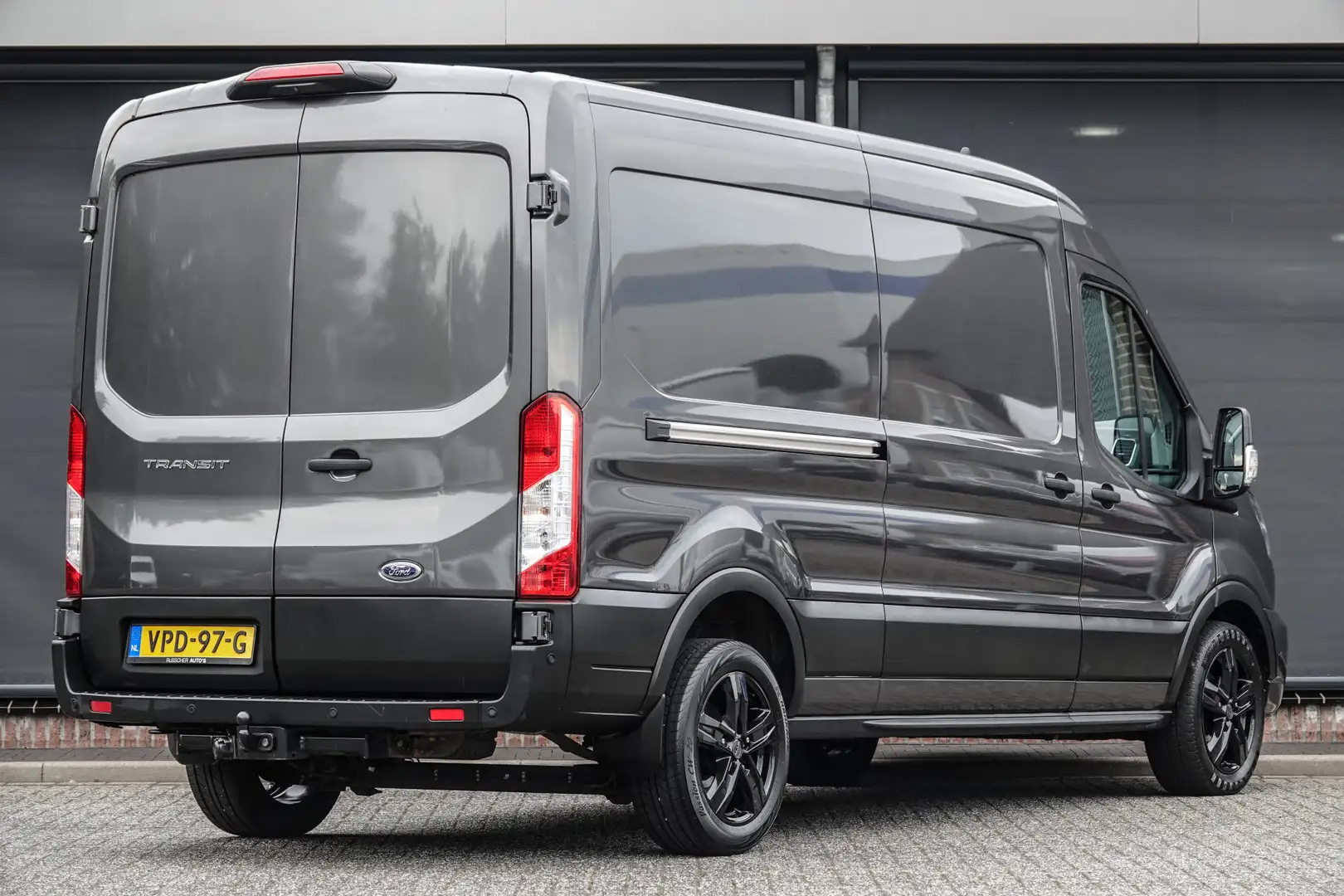 Ford Transit L3H2 2.0Tdci 185Pk Aut. | 350 | Raptor Edition | S Gris - 2