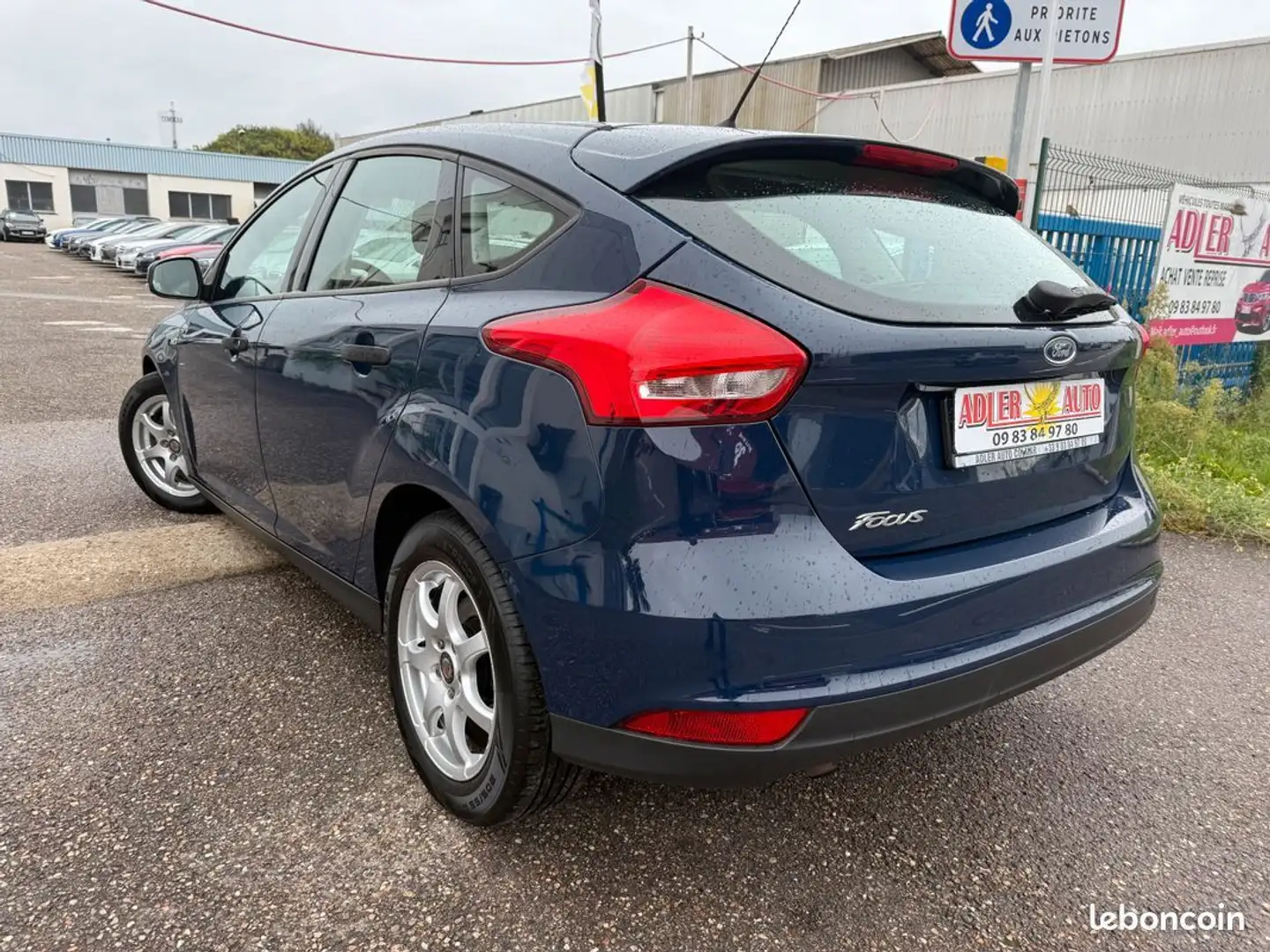 Ford Focus 1.6 Ti-VCT 85ch Trend 1ére MAIN Bleu - 2