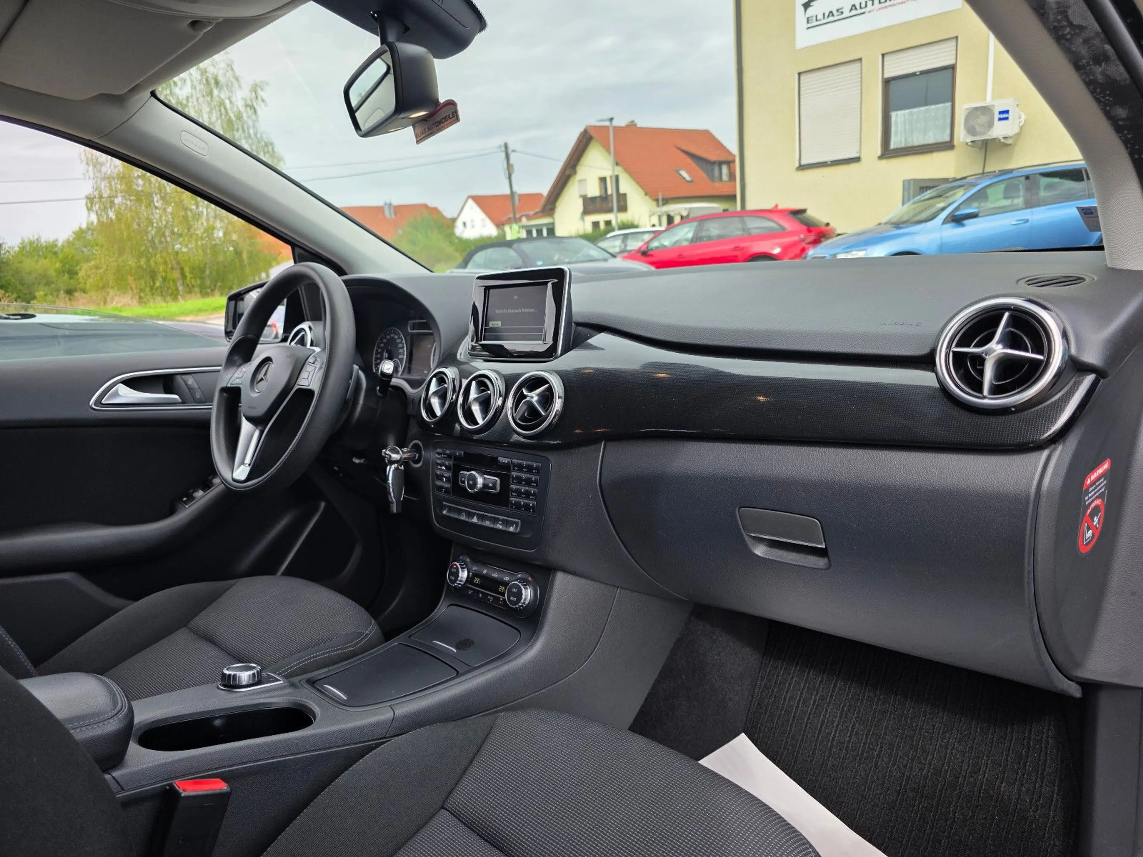 Mercedes-Benz B 180 B B 180 CDI / d — photo 11