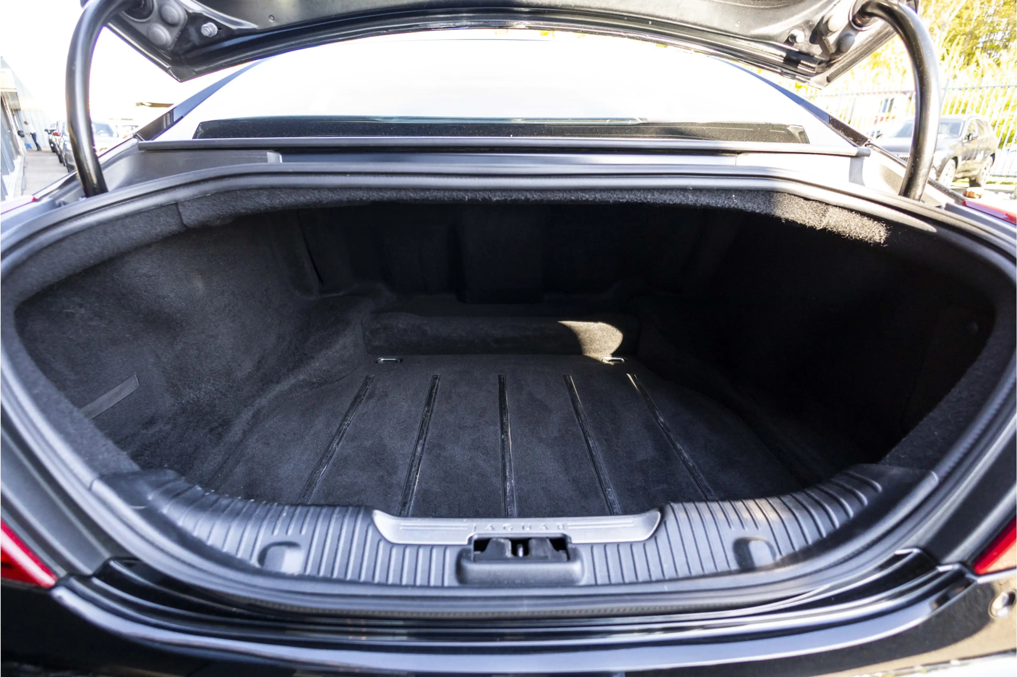 Jaguar XJ 5.0 V8 Portfolio Wordt verwacht! — photo 14