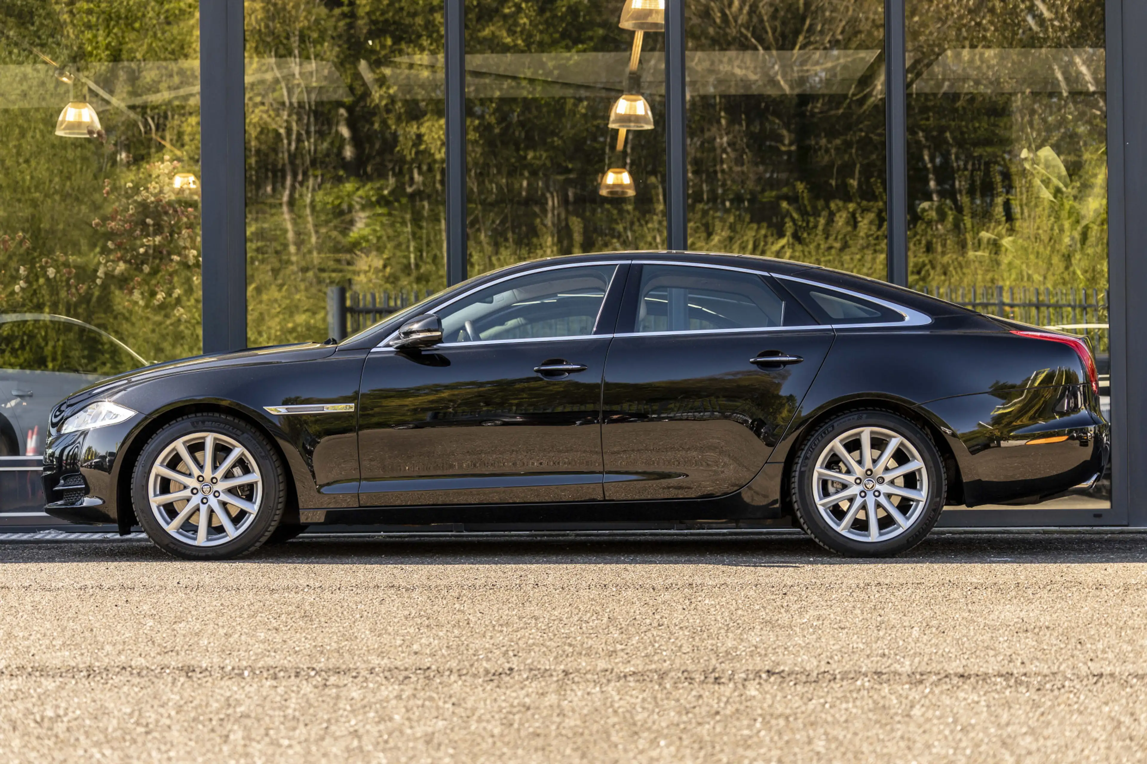Jaguar XJ 5.0 V8 Portfolio Wordt verwacht! — photo 8