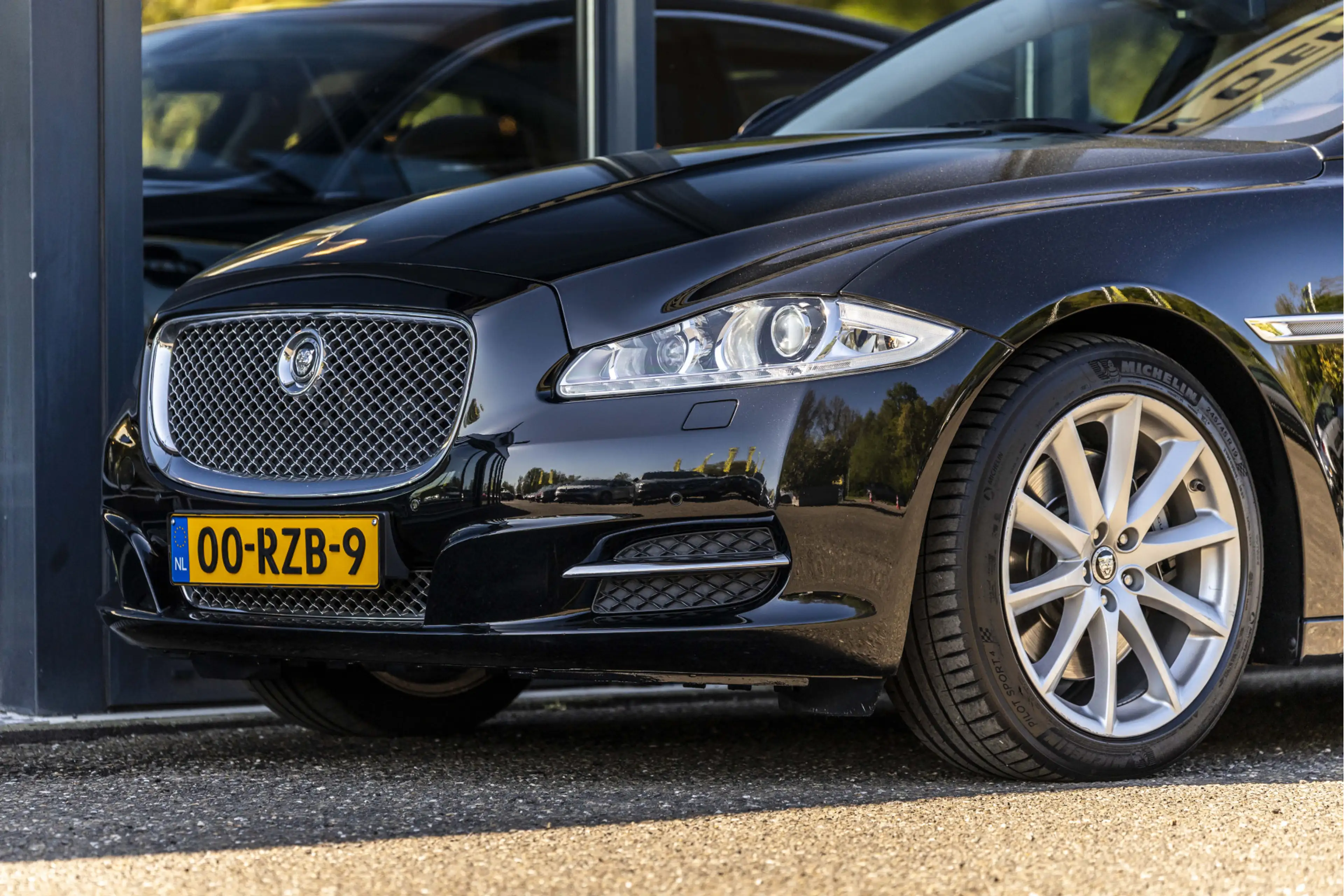Jaguar XJ 5.0 V8 Portfolio Wordt verwacht! — photo 11