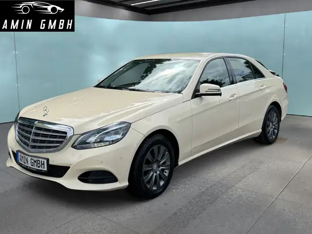 Mercedes-Benz E 200