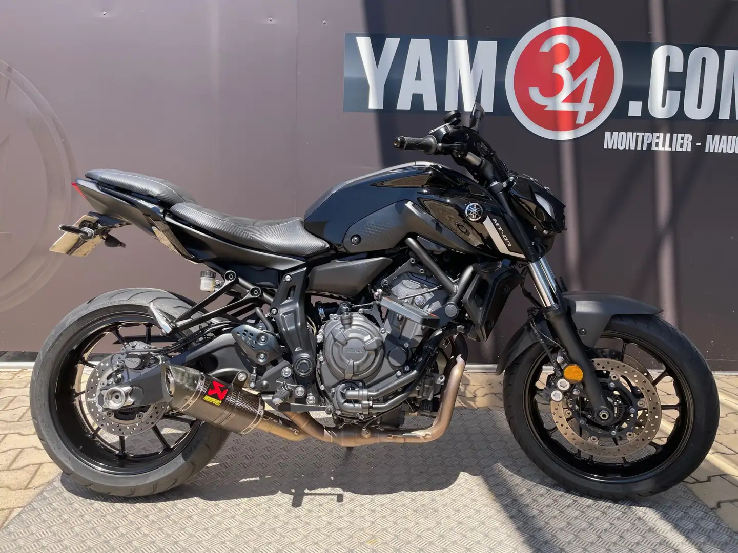 Yamaha MT-07 Noir - 1