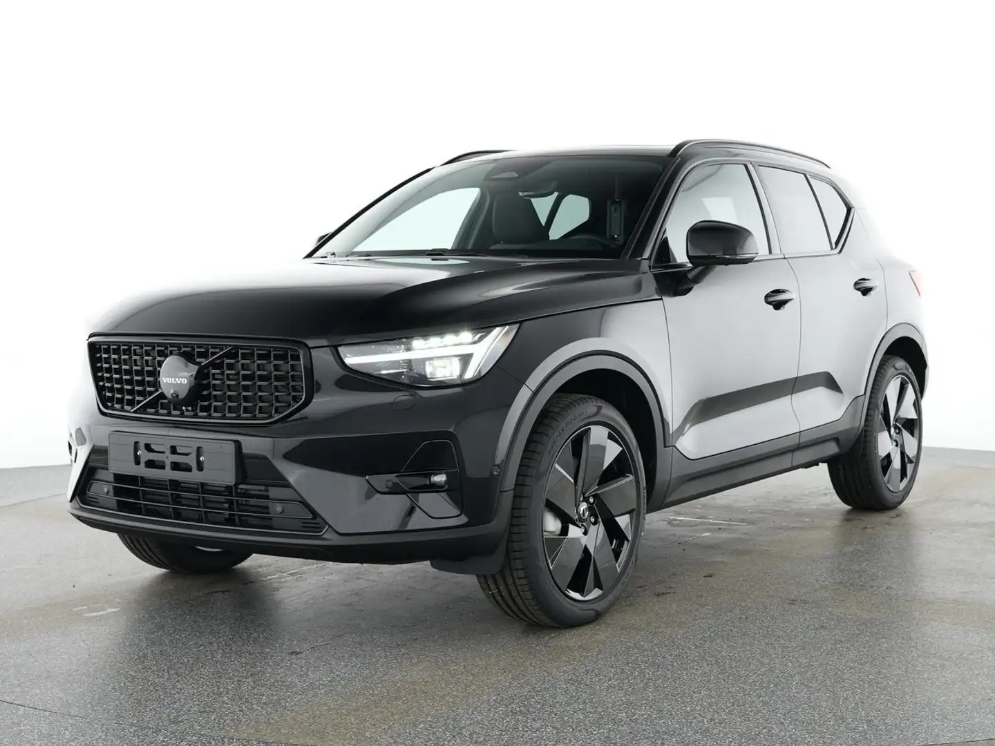Volvo XC40 B3 Plus Black Edition 2WD !!360°+PANO+ACC!! Noir - 1