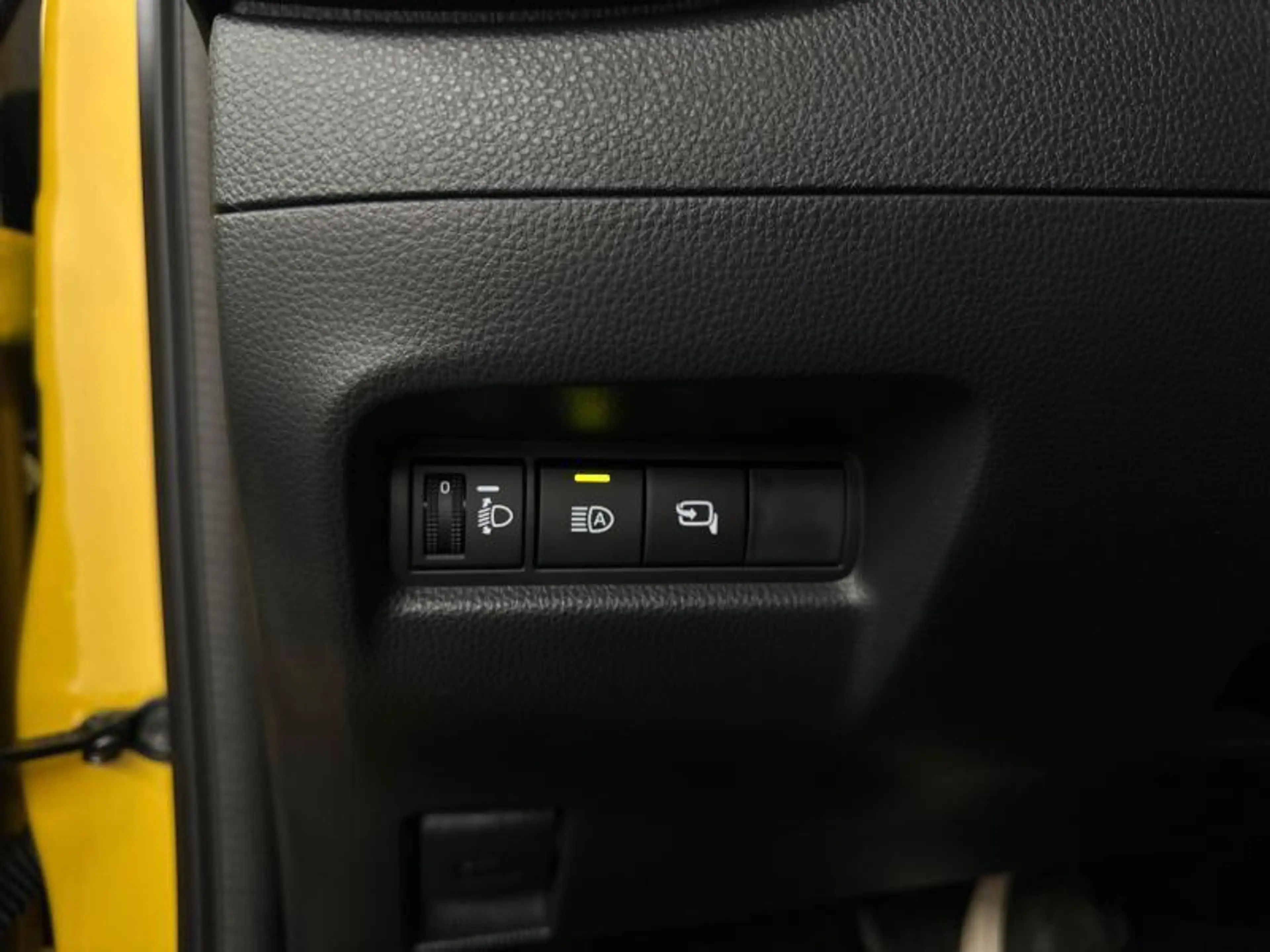 Toyota Aygo X HEV GR Sport — photo 24