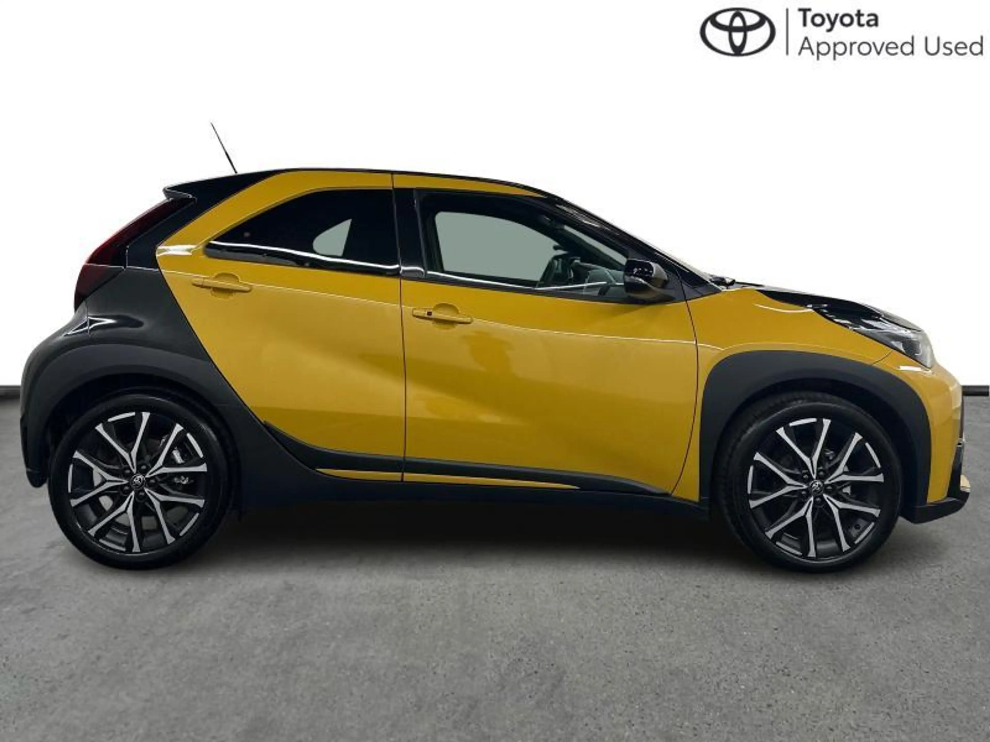 Toyota Aygo X HEV GR Sport — photo 14