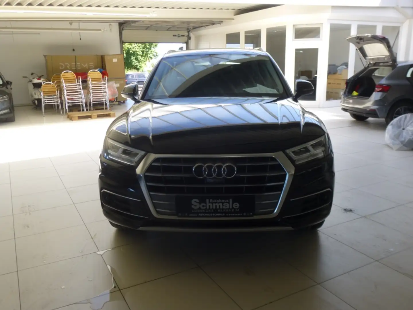 Audi Q5 40 TDI quattro sport 2.0 EU6d-T Zwart - 2