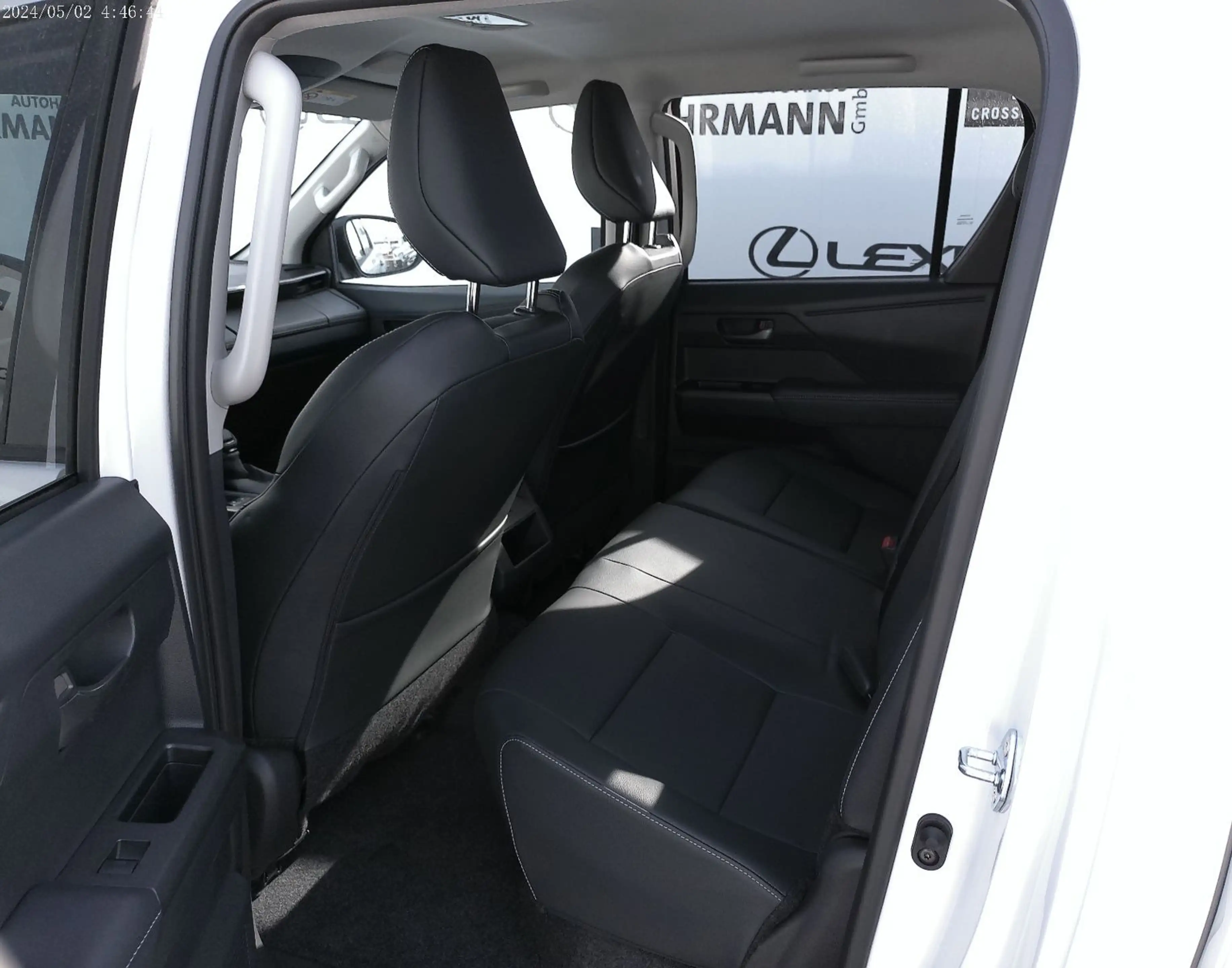 Toyota Hilux Executive *neues Modell* — photo 7