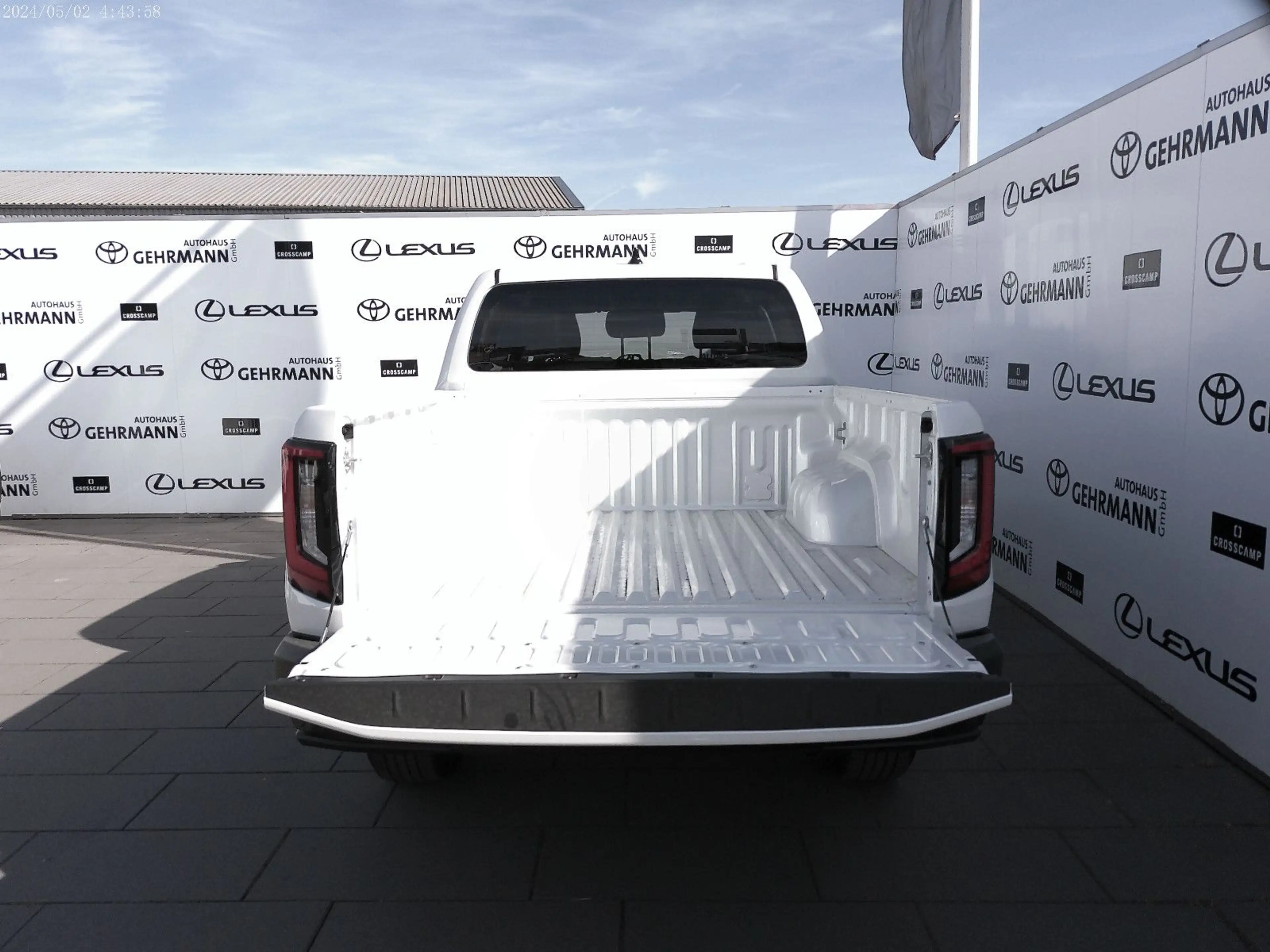 Toyota Hilux Executive *neues Modell* — photo 5