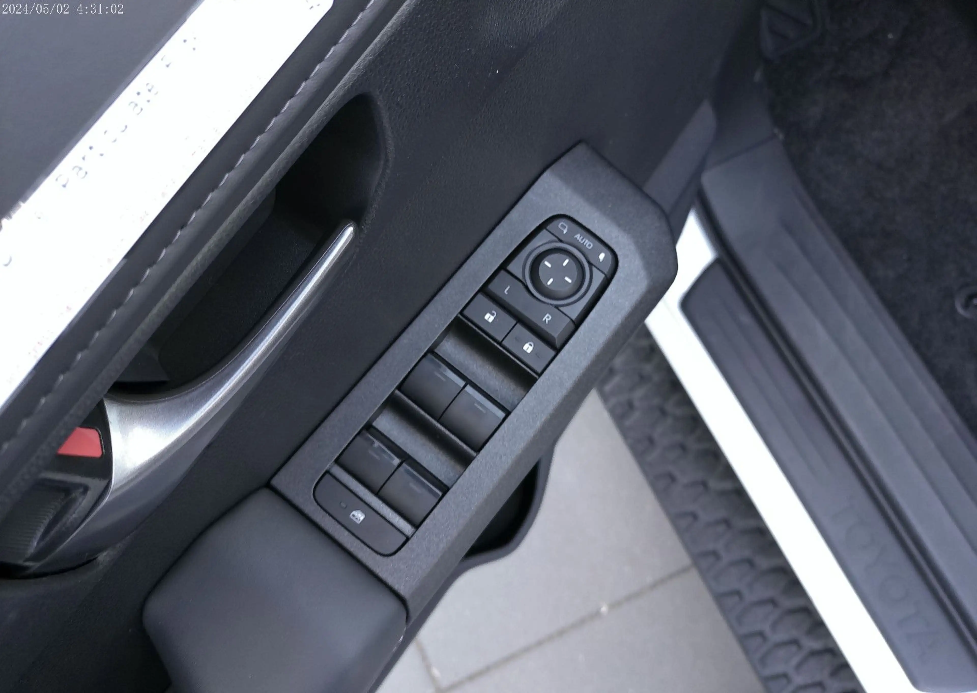 Toyota Hilux Executive *neues Modell* — photo 10