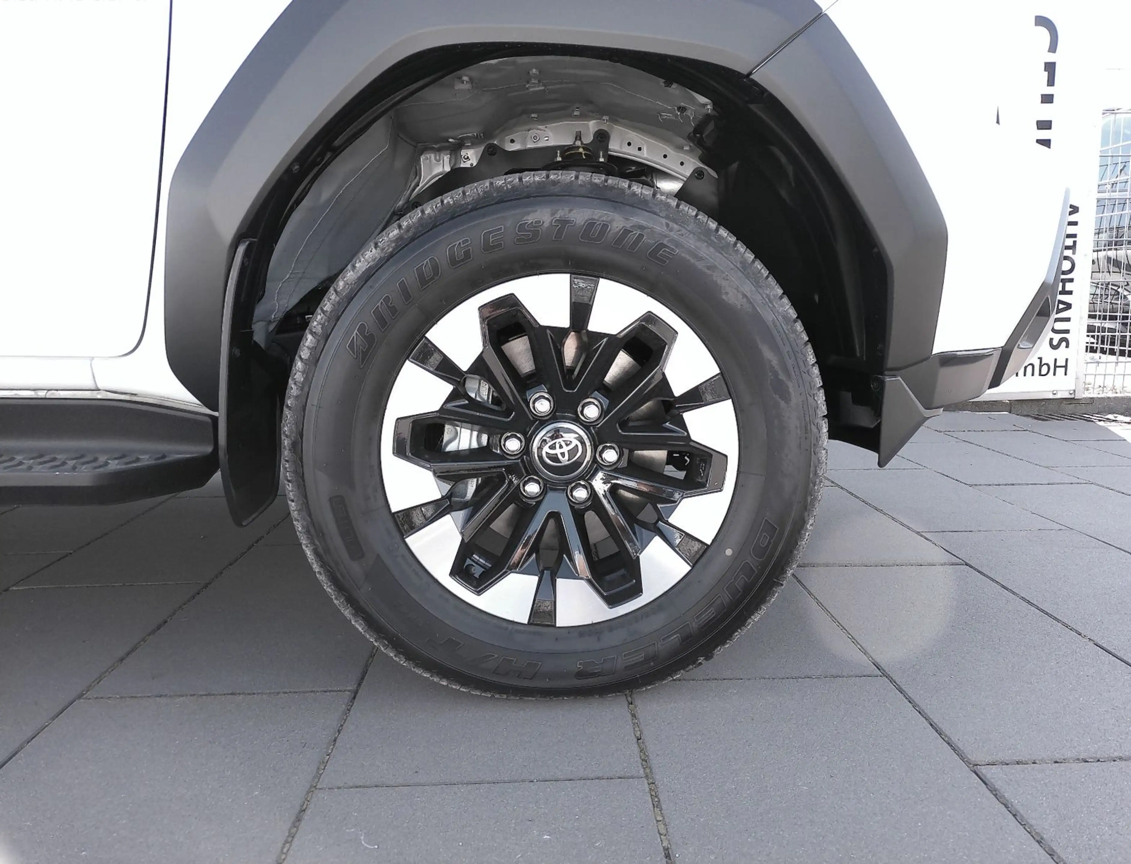 Toyota Hilux Executive *neues Modell* — photo 6