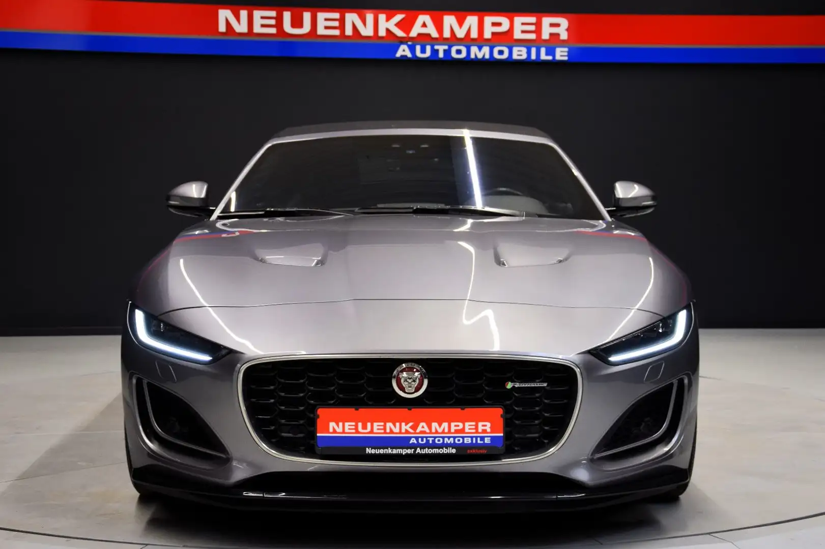 Jaguar F-Type Cabriolet R-Dynamic Perf.AGA Temp. Kamera Grijs - 2