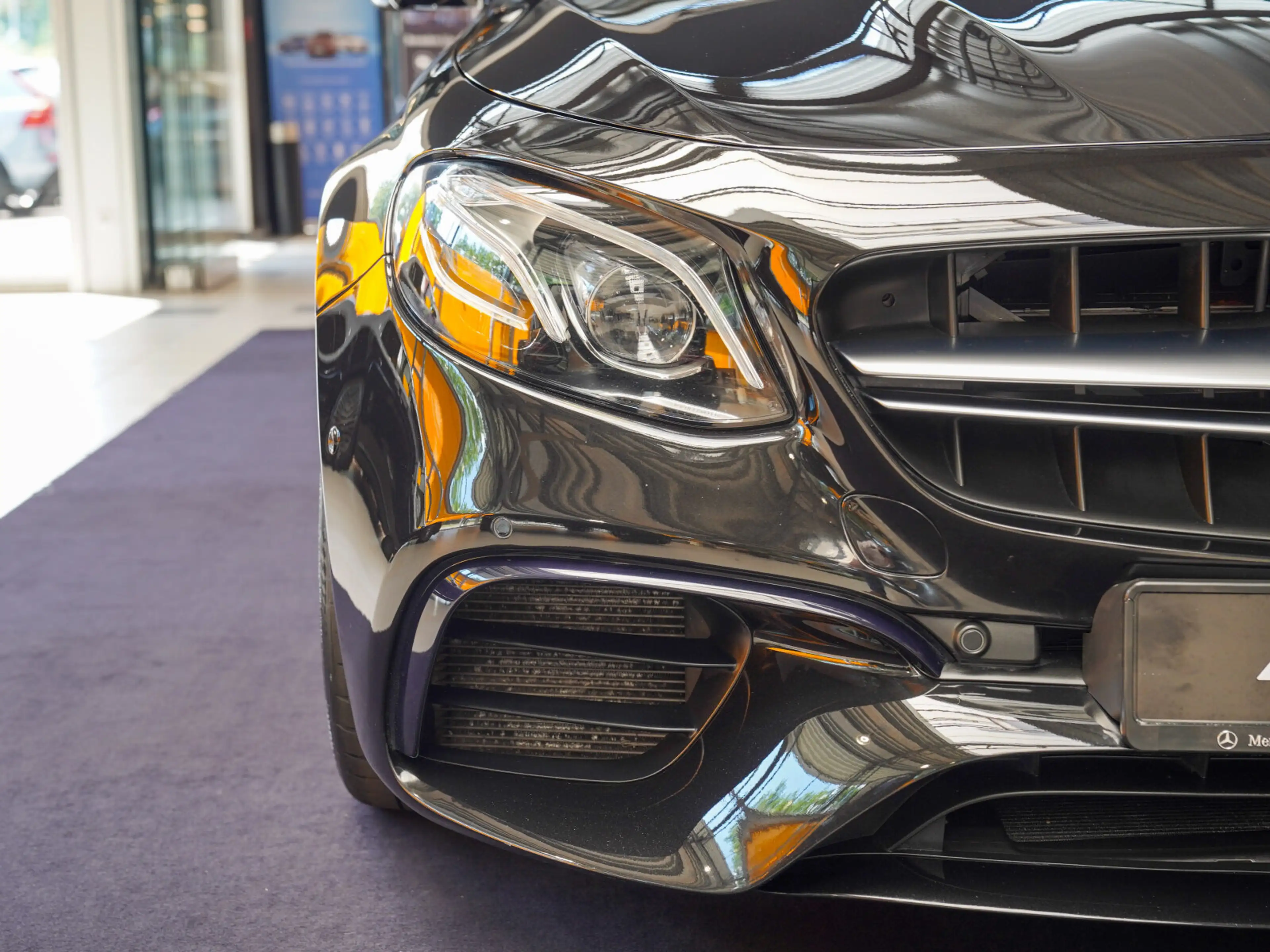 Mercedes-Benz E 63 AMG E 63 AMG 4M+ Carbon Schmiederäder Massage HeadUp — photo 8