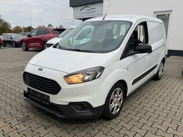 Ford Transit Courier *1.Hand*NAVI*CarPlay*PDC*KLIMA