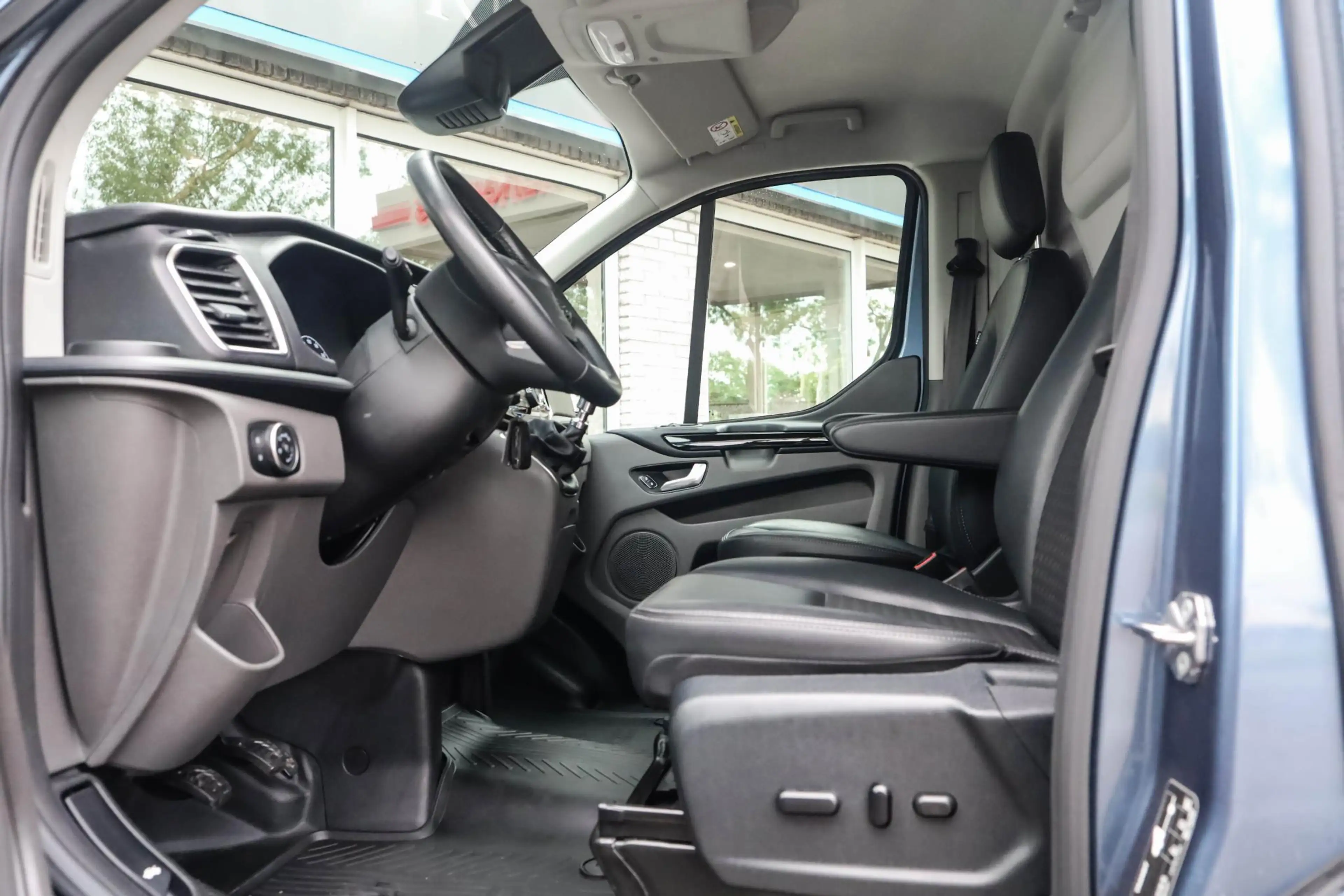 Ford Transit Custom 290 2.0 TDCI L2H1 Sport Electr. Stoelen Camera — photo 22