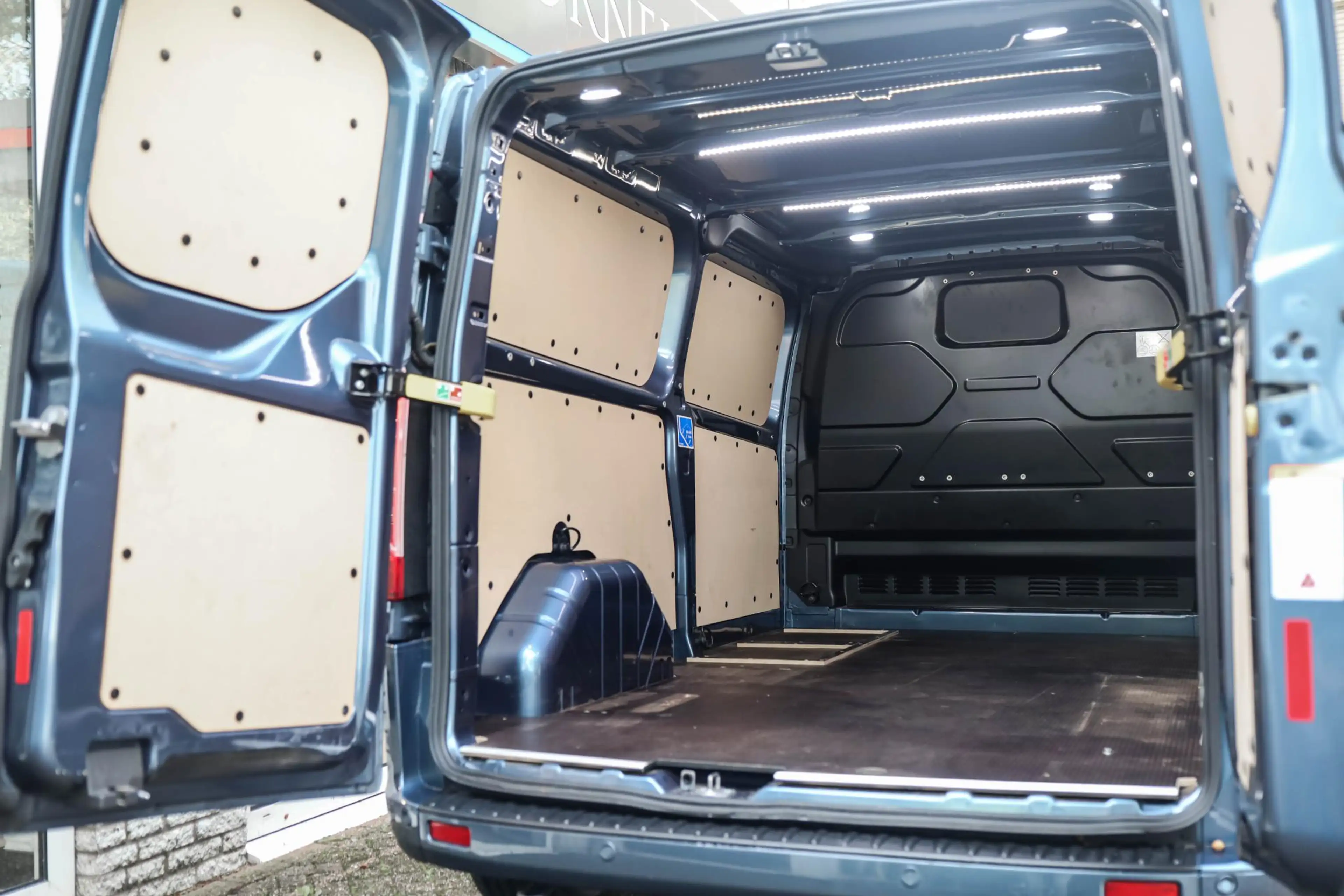 Ford Transit Custom 290 2.0 TDCI L2H1 Sport Electr. Stoelen Camera — photo 39
