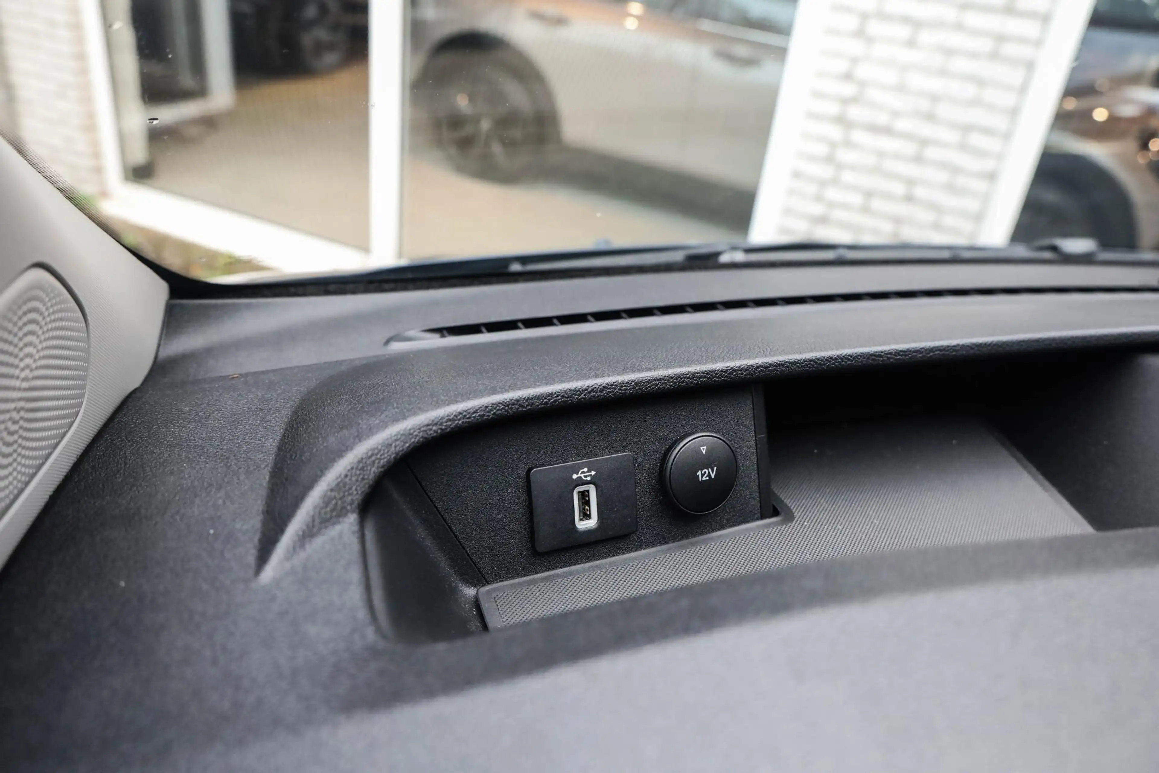 Ford Transit Custom 290 2.0 TDCI L2H1 Sport Electr. Stoelen Camera — photo 45
