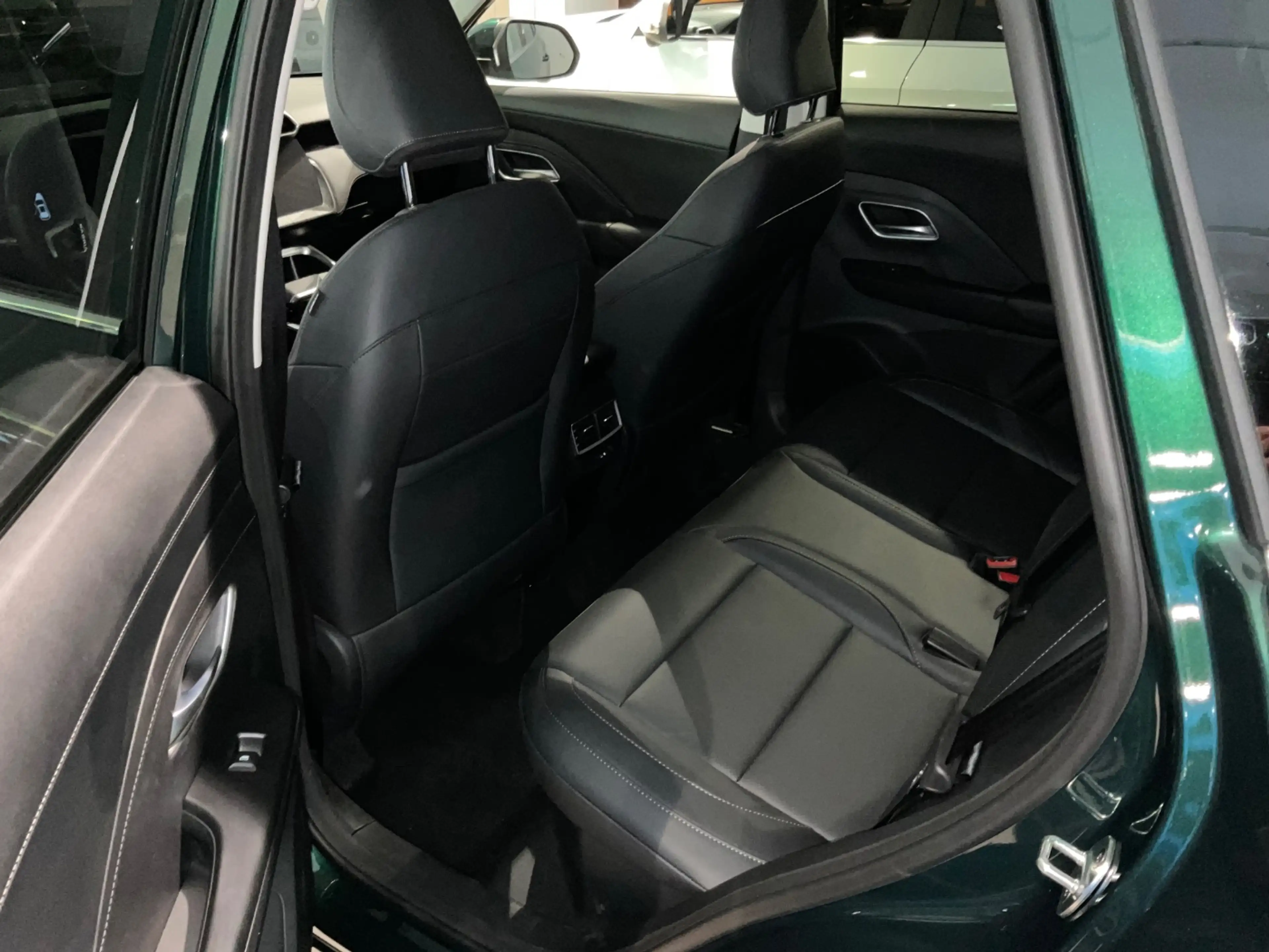MG ZS Hybrid+ Luxury 360Grad,SHZ,PDC,Keyless,Autom. — photo 8