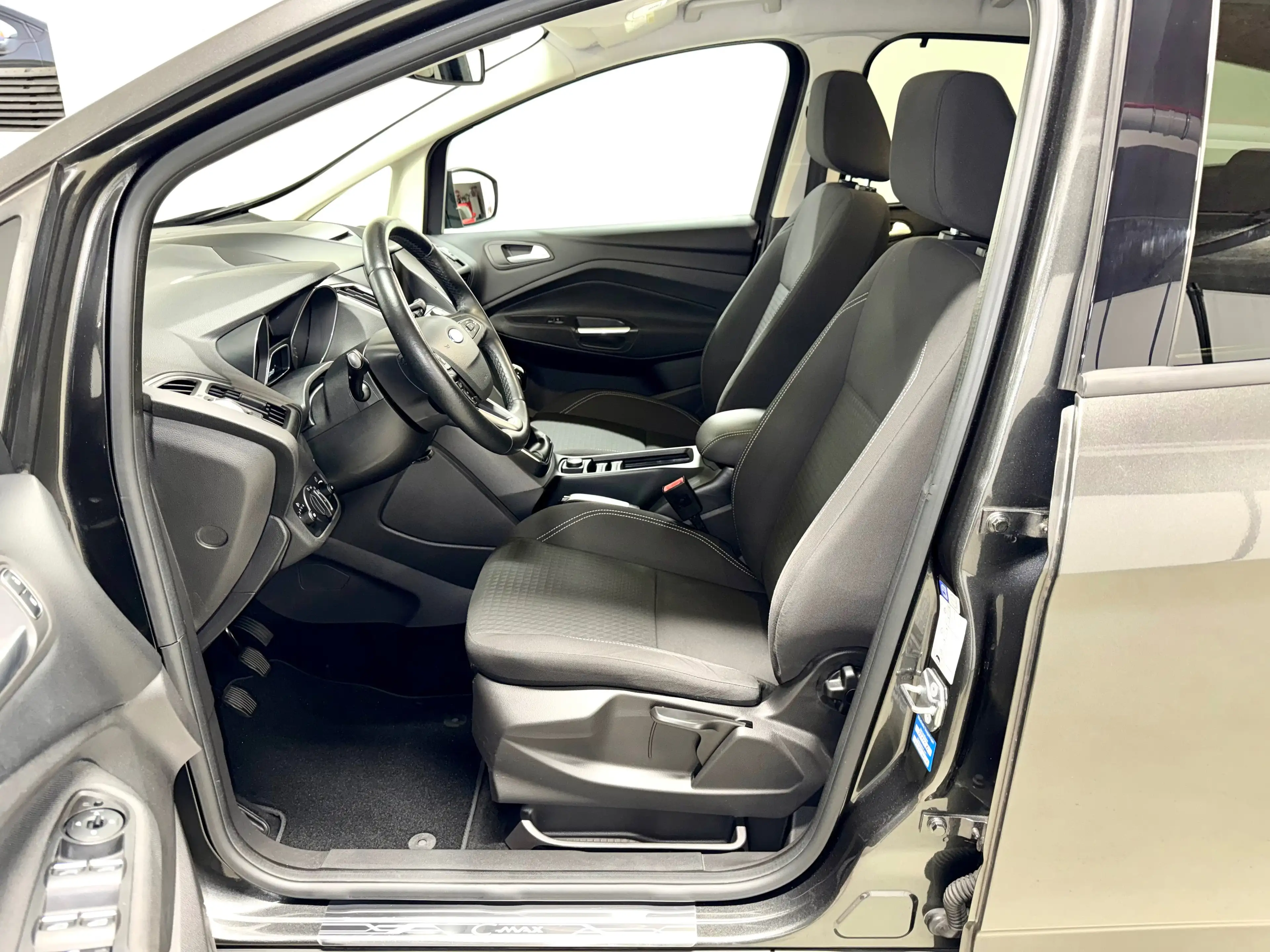 Ford C-Max Business Edition "NAVI/PARK-ASSISTENT/TEMPOMAT" — photo 11