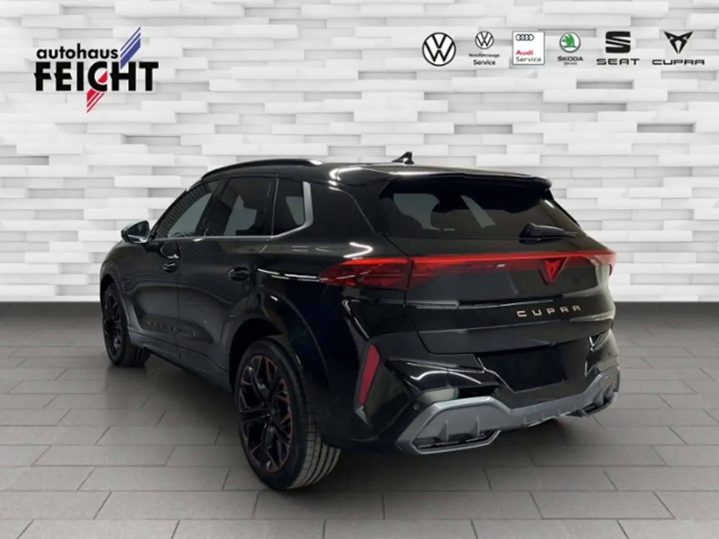 CUPRA Terramar 1.5 e-Hybrid VZ+LED+NAVI+PANO+RFK+APP Schwarz - 2